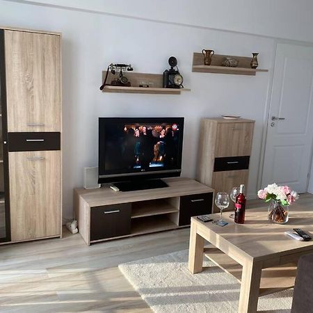 Magheru Cozy New Apartament 2 Rooms บูคาเรสต์ ภายนอก รูปภาพ